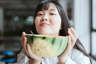 吃瓜少女拍照推荐,轻松拍出时尚大片